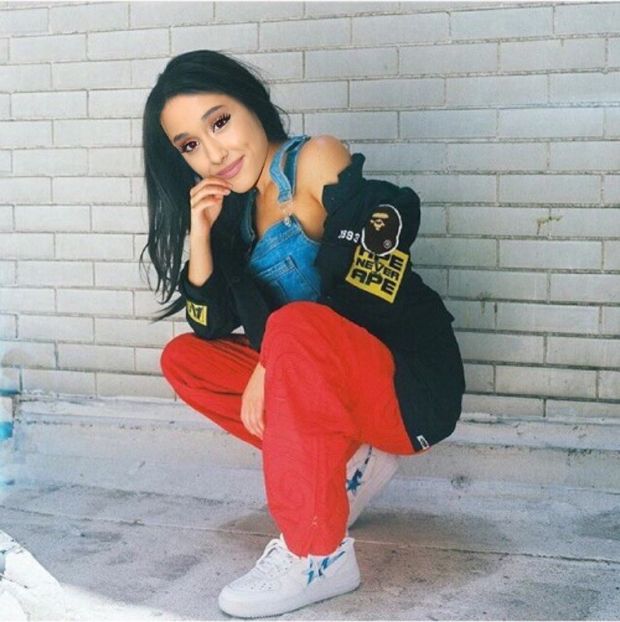 Sexy ARIANA GRANDE Hypebeast