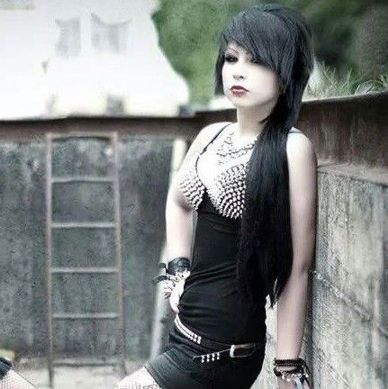 Indigo La Rue is in cut outfit to commit suicide for - spikes goth clothes - cute garmint - emo gothh tteen