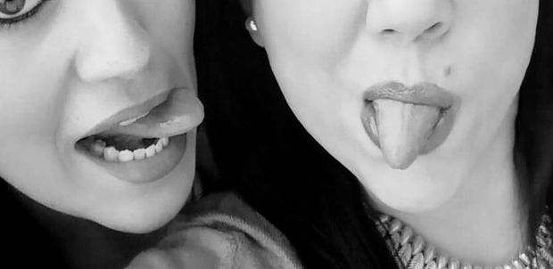 Tongue friends