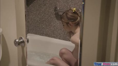 Busty babe fucked by nasty delivery man