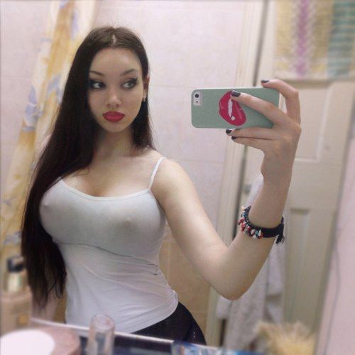 hot brunette mirror selfie