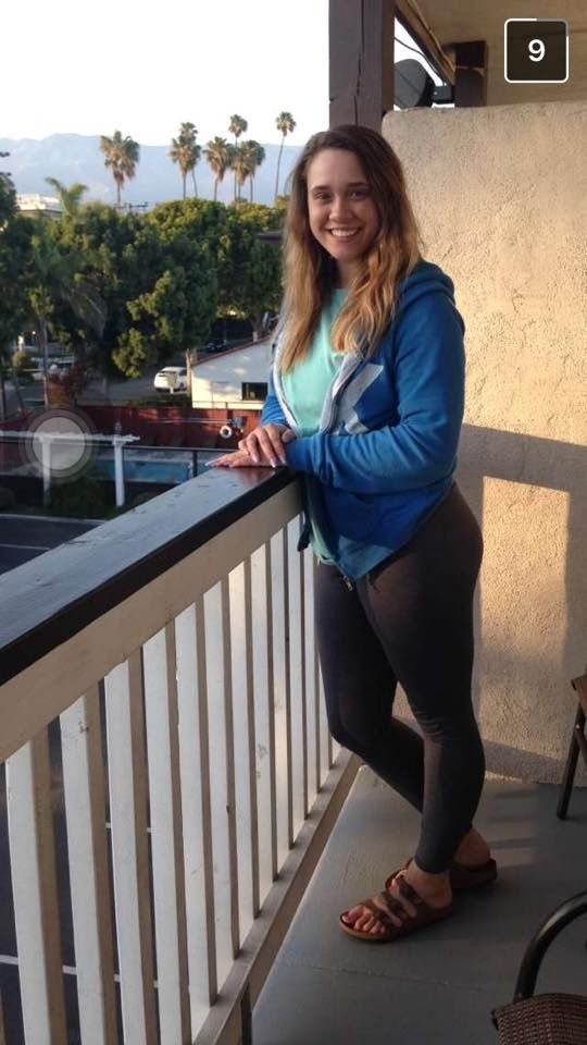 Hot babe in leggings