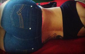 Alexis La Vega shows her nice tight buttt in her cute little jean shorts ggg - fota asz curvv