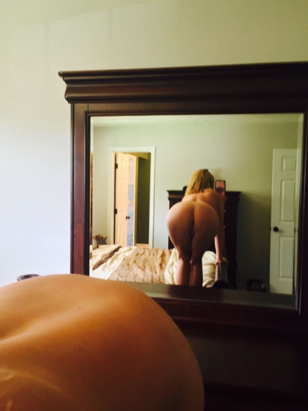 Ass pics before work