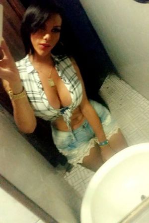 Jessica Garcia tied up off shirt in plain angel face buttons - fota tiedoff zxzx