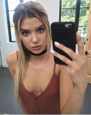 Alissa Violet is looking sexy as hell in brown top with big boobs and cleavage