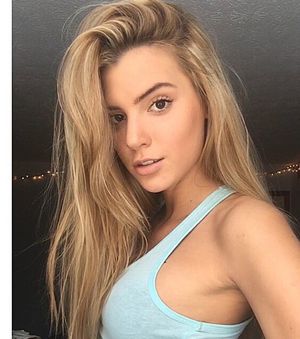 Alissa Violet is looking sexy as hell with big boobs in teal top with side view of boobs