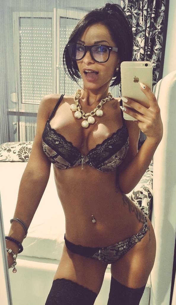 Anisyia livejasmin selfie