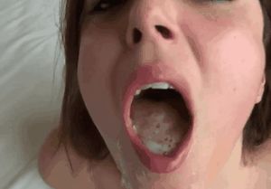 She swallows his cum but didn't like the taste of it