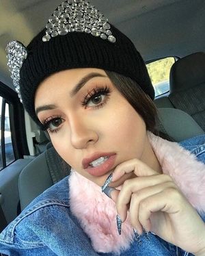 Very sexy fuckable instabitch!