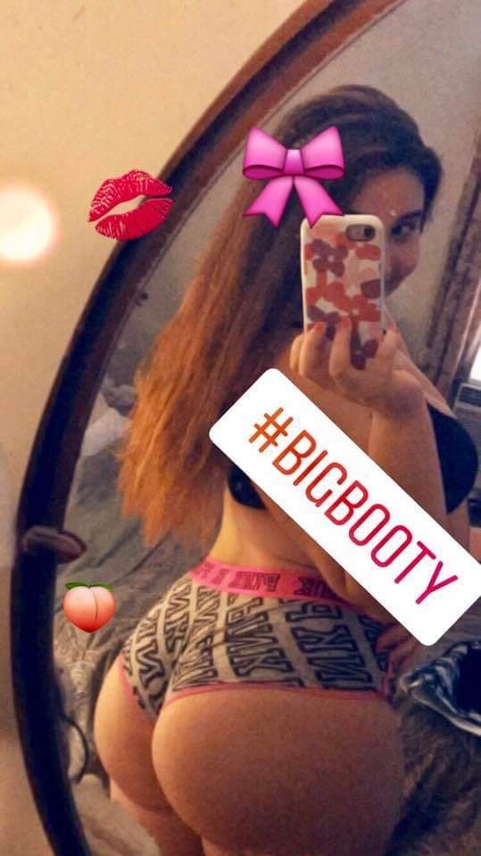 Chubby amateur teen selfie ass