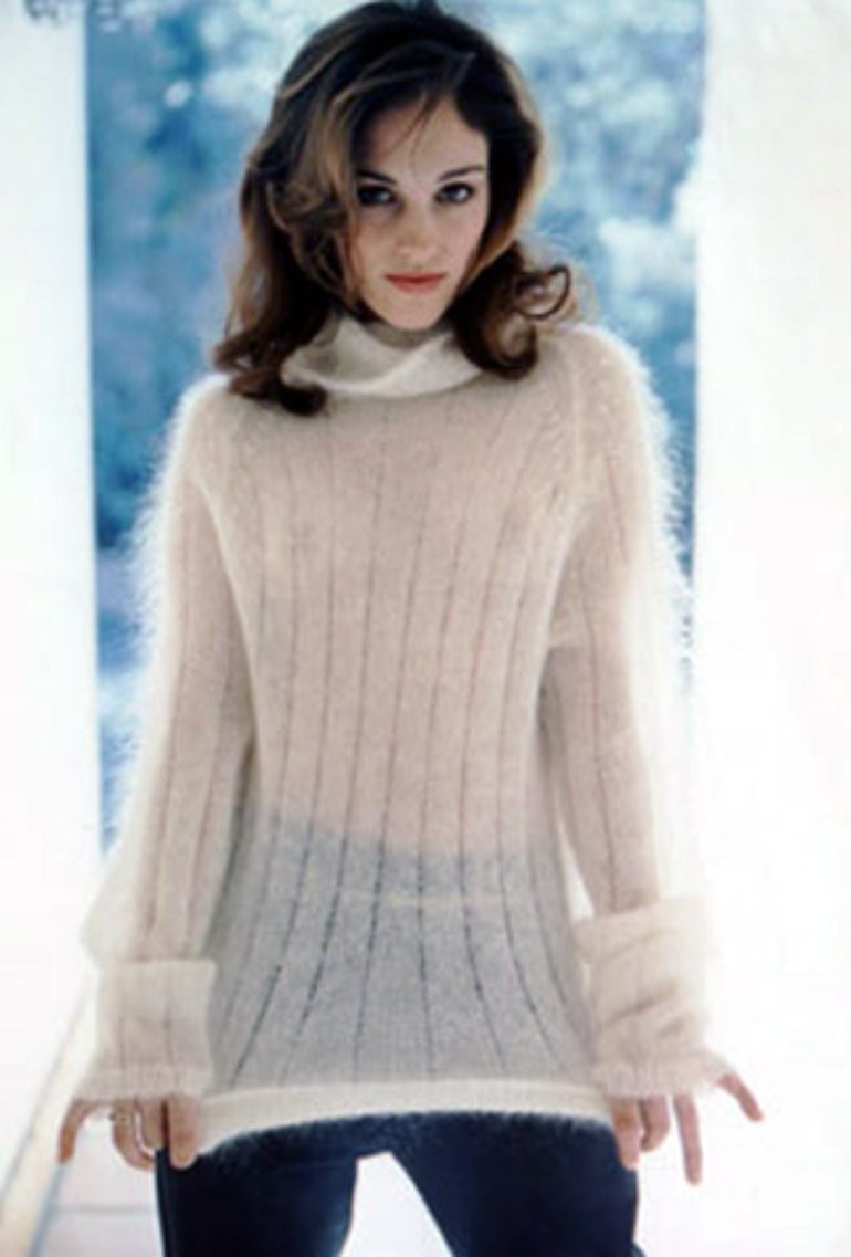 Amy Jo Johnson
