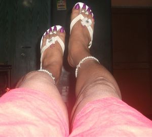 My sexy feet . Lift it and fuck .