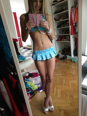 cute teen miniskirt selfie