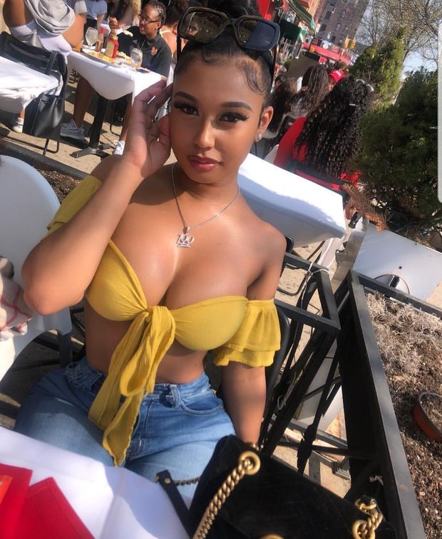 Sexy chick