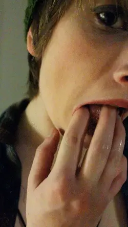 sloppy little mouth