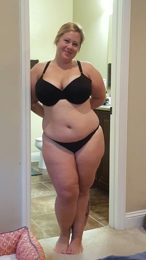 chubby mom black lingerie