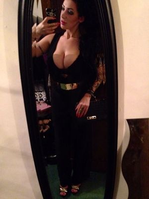 Micky Syndrome is sexy goth babe w/ large melons - fota