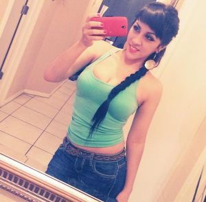 Xandria Lopez is a sexy Latina teen woman from Face Book - non-nude teenage teenagers - fota tteen hff cooll