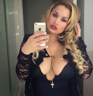 Pest Hole is dressed like goth babe from vamcoober British Columbia with the dark vader outfri from Hatchet pitfit - fota gothh