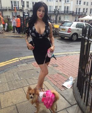 Micky Syndrome is bimbo with a small dog which is not really high on our radar on the street - fota goth