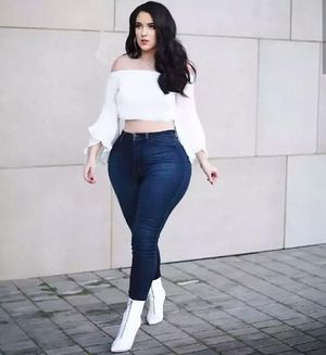 Holly Luyah (@luyah) on Instagram