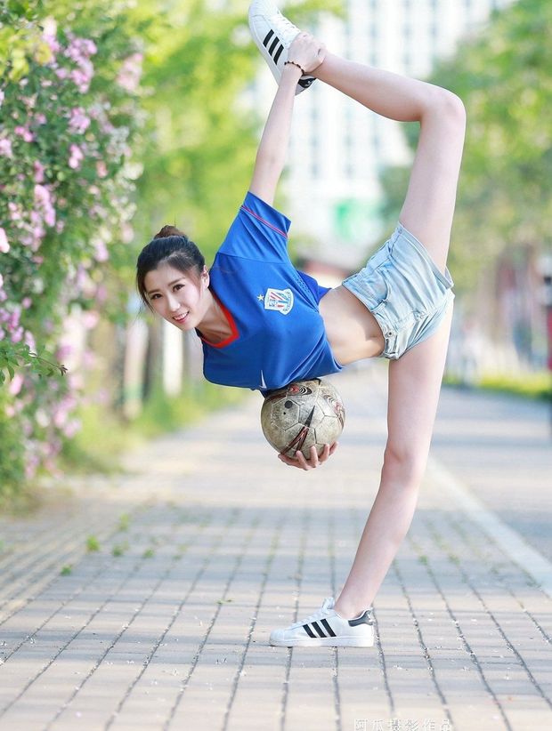 Chinese cutie working out