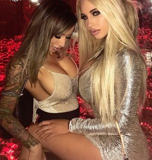 Kandy Iris are A bimbos together - who is the Latina chick next to Candy? - fota