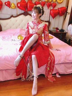 Traditional Chinese Wedding Dress