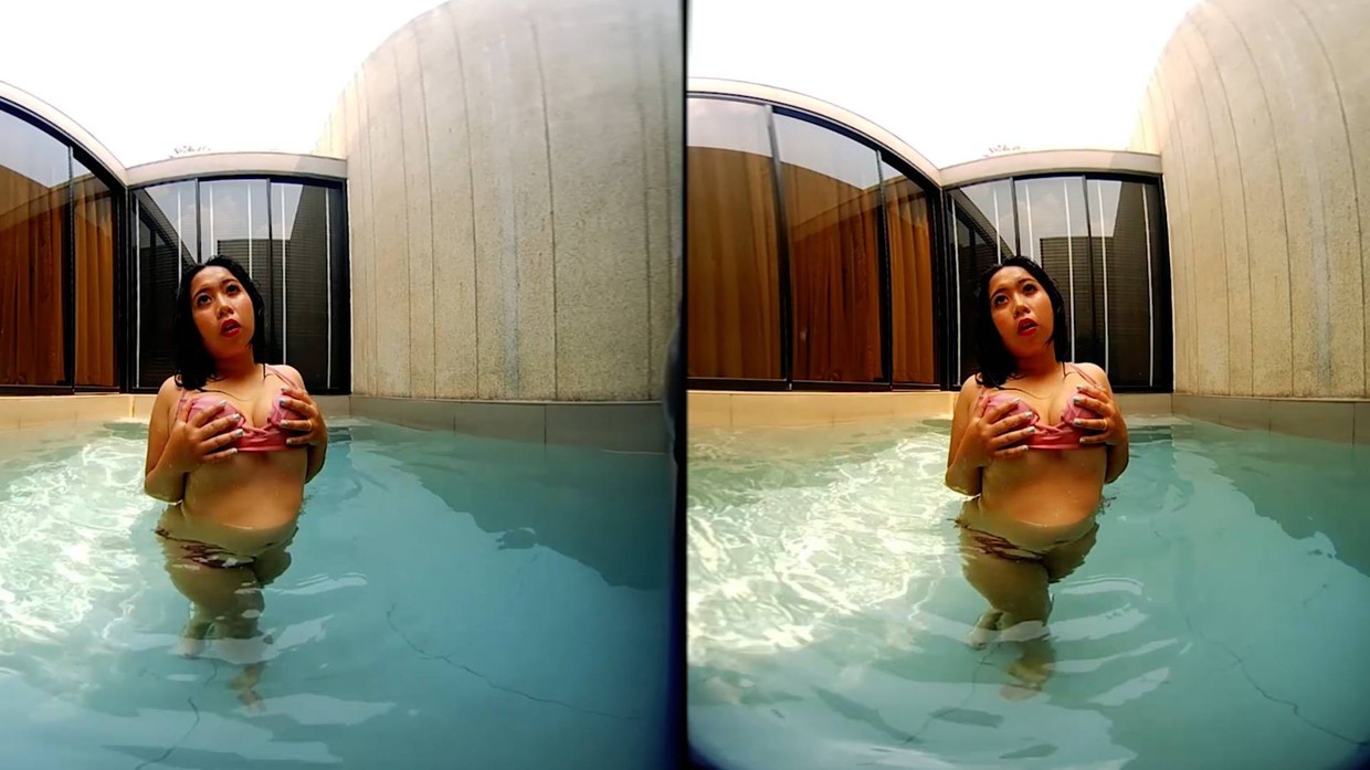 asian with big tits in the pool