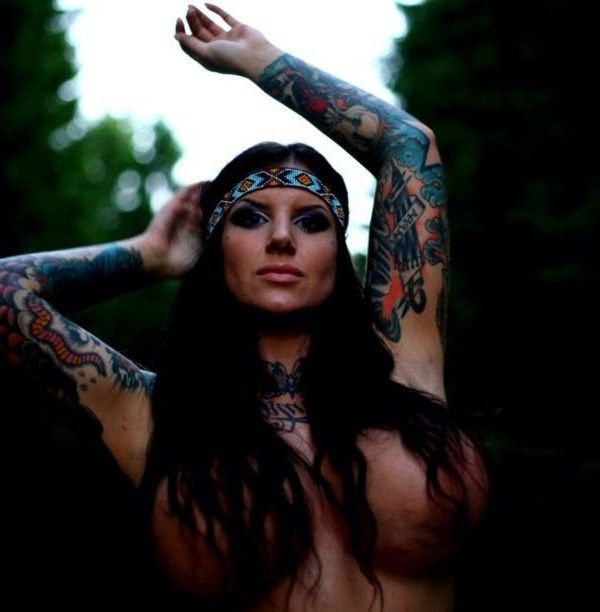 Mya Storm in Amerindian tribes woman today