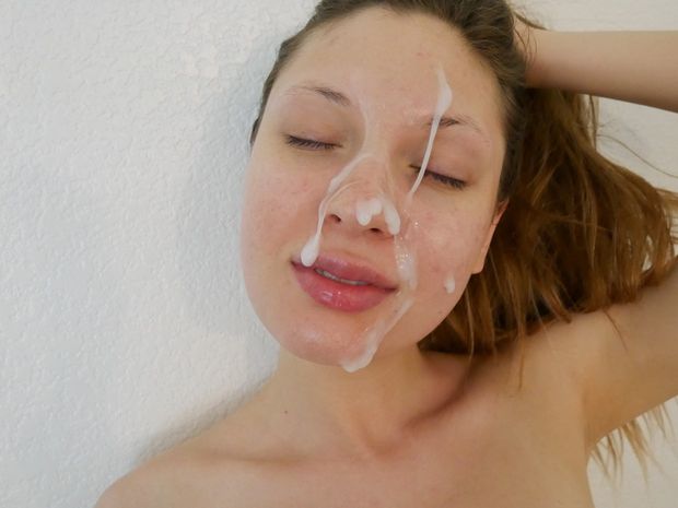 Amateur cum-faced cutie