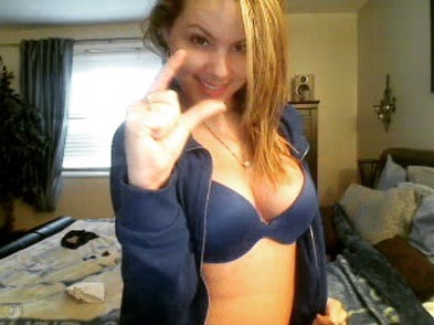 Krystal Lyons, a #sizequeen, making fun of me & my #small1. #pinch #smallpenisproblems #sph