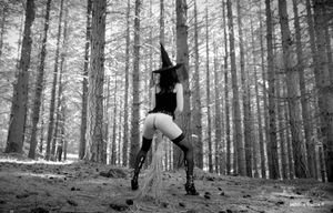 Bottomless witch fucking her broom!