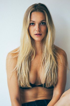 That rack is distracting!