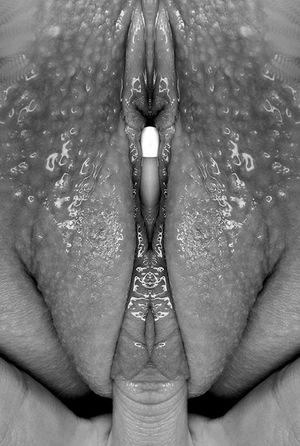 Wet pussy meets finger!