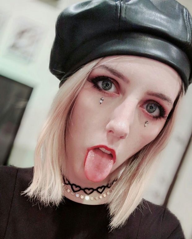 Princess Berpl has wonderful cute face with her tongue hanging out like a spewing red faucet of tung meat w/ her facial greatness - SGB hff