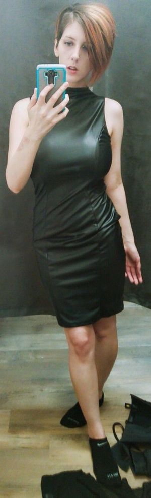 Princess Berpl is emo babe in a black form fitting latex dress as an alt model - SGB lett tteen