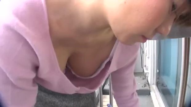 mommy downblouse