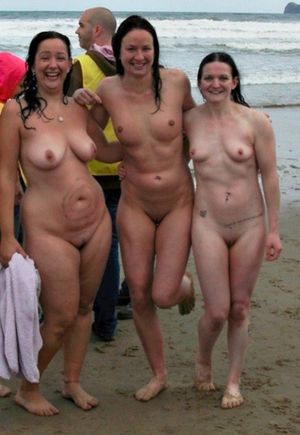3 naked moms on beach