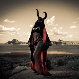 Evil Evi Kane o9n the other side of the demonic realm in a bikini & demon horns - SGB gothh ccool