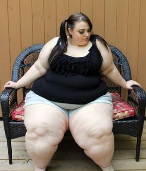 SSBBW huge big legs
