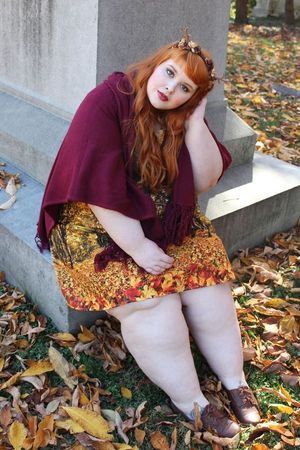 Beccabae big legs modeling