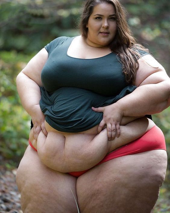 Boberry outdoors squeezing belly