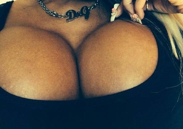 Madison Ivy is gonna stay as far from the hospital as possible until more sex implants with her boob cleavage exposed - SGBb