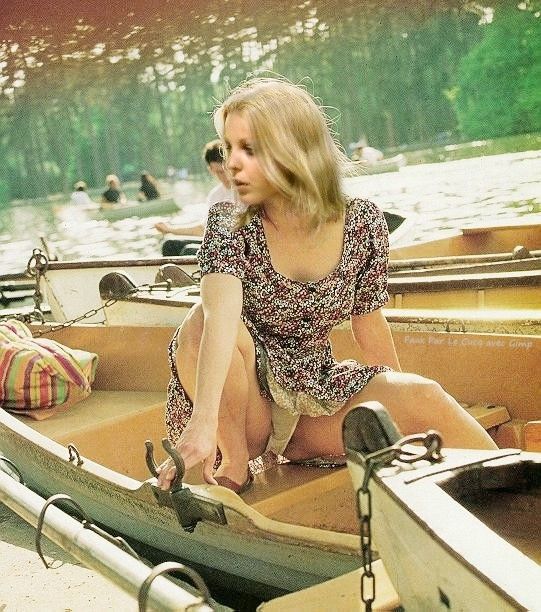 Sally Thomsett - Upskirt on Boat