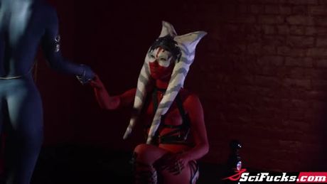 Aayla Secura and her Jedi sister Shaak Ti fucked in a 3some