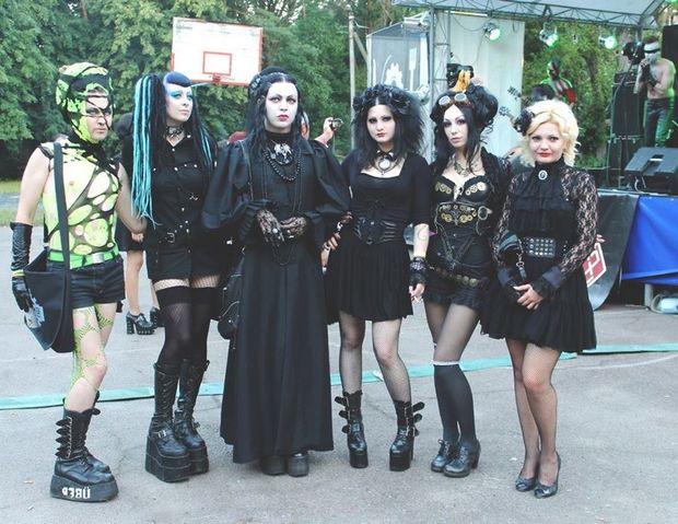 Little Billy The Drug Addict with her werid ass goth Czech friends  no 3331 in gothic clothes - SGB gothh