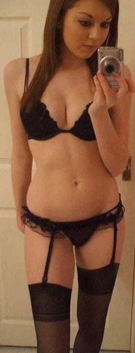 Hottie sending pics to entice her boyfriend. We are ALL interested now.
