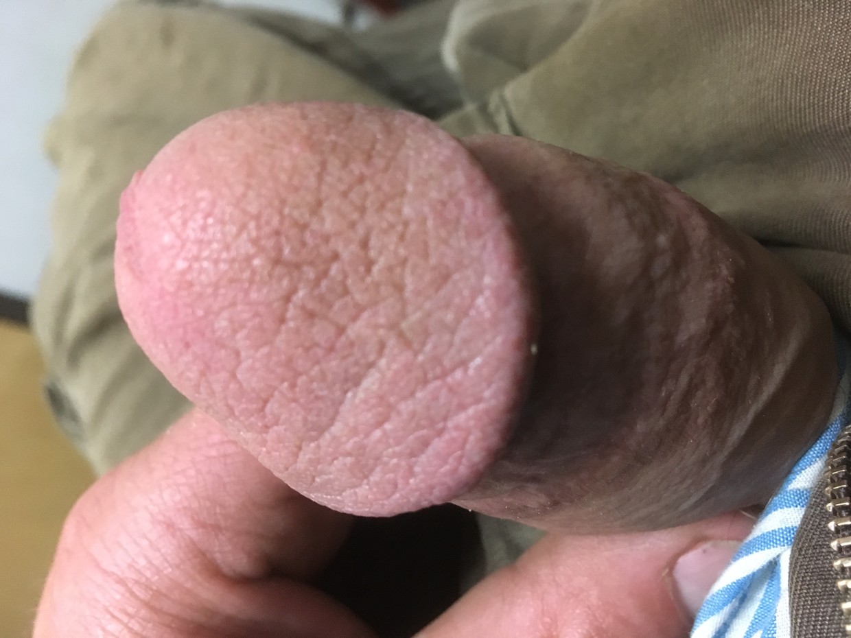 The wife wanted a quick dick pic while I’m at work so here she goes at my desk